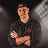 T-Mobile Employee Travis Watts's profile photo