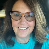 Rachael Giles Email & Phone Number