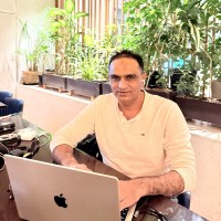 LOGIBEE Employee Burhan Surti's profile photo