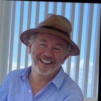 E-mail e número de telefone de Sylvano Bignon