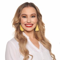 Amberleigh Burns Email & Phone Number