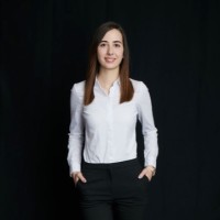 Eleni Kampoutsi Email & Phone Number
