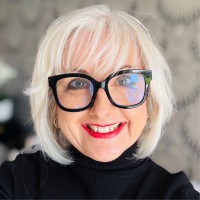 Helen Pitman Email