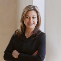 Amanda Ostapyk Email & Phone Number