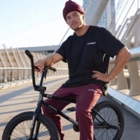 Colin Varanyak Email & Phone Number