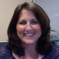 DealNews Employee Liz Hardy's profile photo