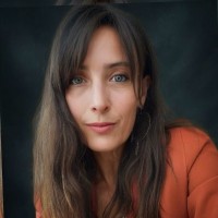 Vera Oliveira Santos Email & Phone Number