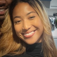 Uniqodo Employee Zoé Young's profile photo