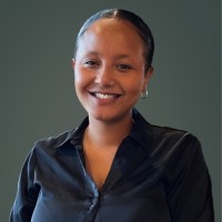 Sigal Sandaka Email
