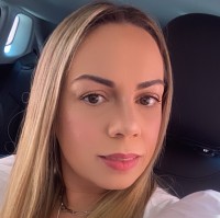 LOG AMBIENTAL Employee Micheli Santos's profile photo