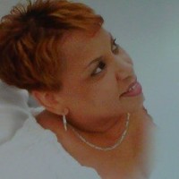 Gloria Smith Email & Phone Number