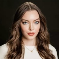 OneAway Studios Employee Claire Howard's profile photo