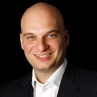 Paris Nikolopoulos Email