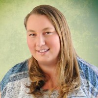 Land Quest-Passive Real Estate Investments Employee Renee Manke's profile photo