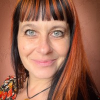 Apyx Medical Employee Kari Larson's profile photo