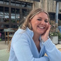 Mangrove Global Ltd. Employee Louise Holloway's profile photo