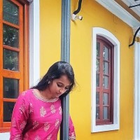Radhika Karthikeyan Email