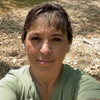 Evelyn Petitt Email & Phone Number