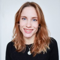 Daniela Tadé Email
