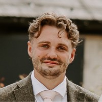Alistair Brooks Email