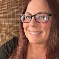 Roberts Trucking Warehousing Logistics Employee Mary Valvo's profile photo