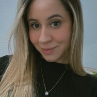 Thays Lima Email