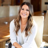 IMA Select LLC Employee Jessica Weir's profile photo