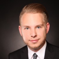 Sascha Brüning Email