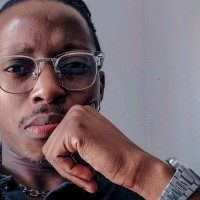 Nev Sibuye Email