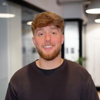 Iwan Robertson Email
