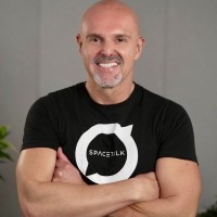 Dubber Employee Simon Crowther's profile photo