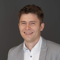 Andrej Fischer Email