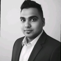 Akshay Ragoobeer Email