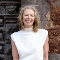 Jennie Petersson Email & Phone Number