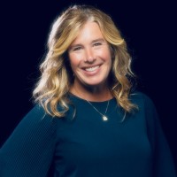 Lumber Liquidators Employee Robin Lawson's profile photo