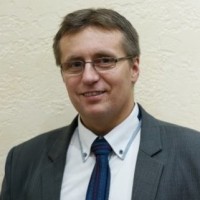 Piotr Olewiński Email