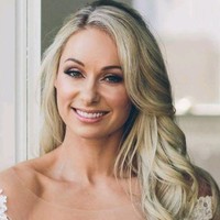 Laura Minchin Email & Phone Number
