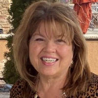 Roberts and Associates Employee Rosanne Archuletta's profile photo
