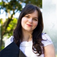 Caroline Val Email & Phone Number