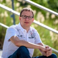 Tobias Kahl Email