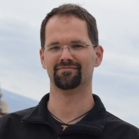 Toni Mastelić Email
