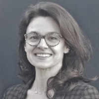 Ana Coppola Email