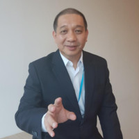 Voon Lee Email