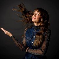 Kimi Corrigan Email & Phone Number