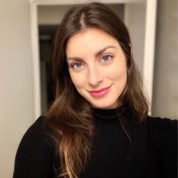 Luiza Corrêa Email