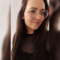 Tredy Fashion GmbH Employee Jennifer Max's profile photo