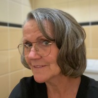Monique Venderbosch Email