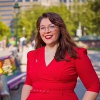 Isabel Bos Email