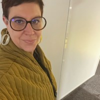 Anne Joubert Email
