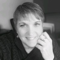 NAI Shames Makovsky Employee Terri Redman's profile photo